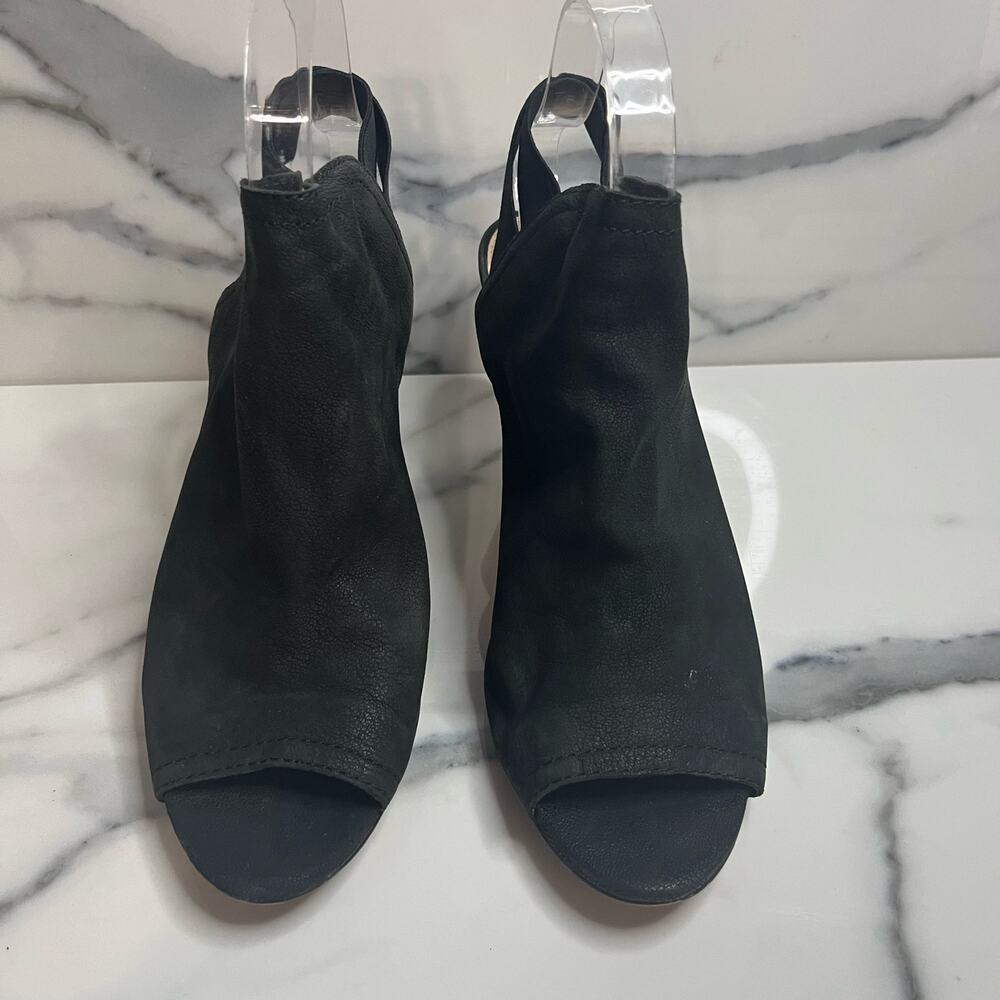 Vince Camuto | Women's Minimalist Black Nubuck Leather Edora Booties Sz 8.5 - Picture 3 of 8